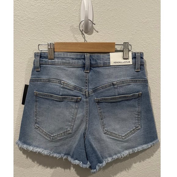 KENDALL AND KYLIE The Icon Distressed Shorts - Picture 4 of 4